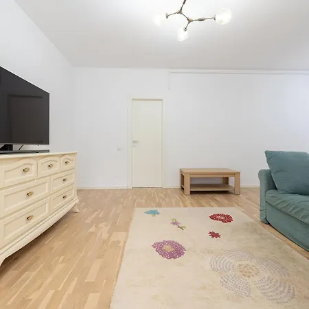 Ines - Modern 2Br Apartment With Garden Views Bucharest Exterior photo