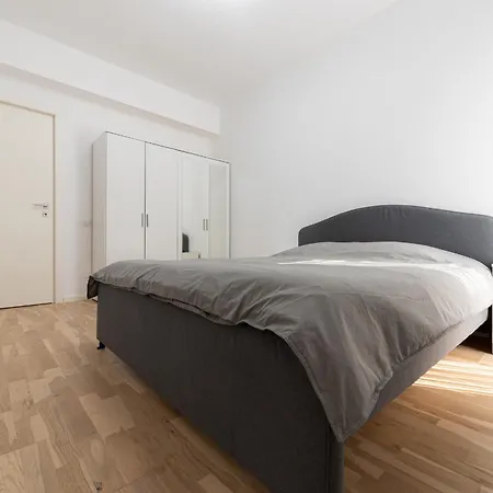 Ines - Modern 2Br Apartment With Garden Views Bucharest Exterior photo