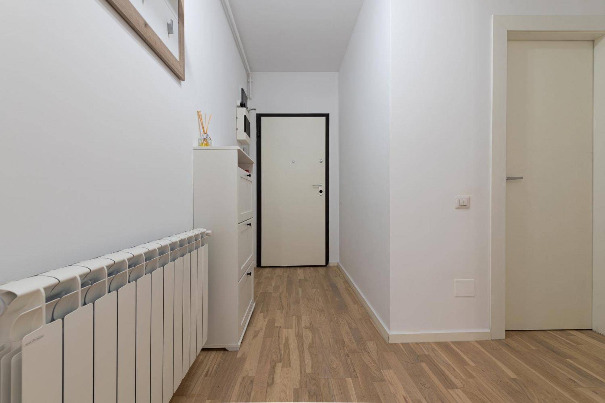 Apartment Ines - Modern 2br With Garden Views Bukarest
